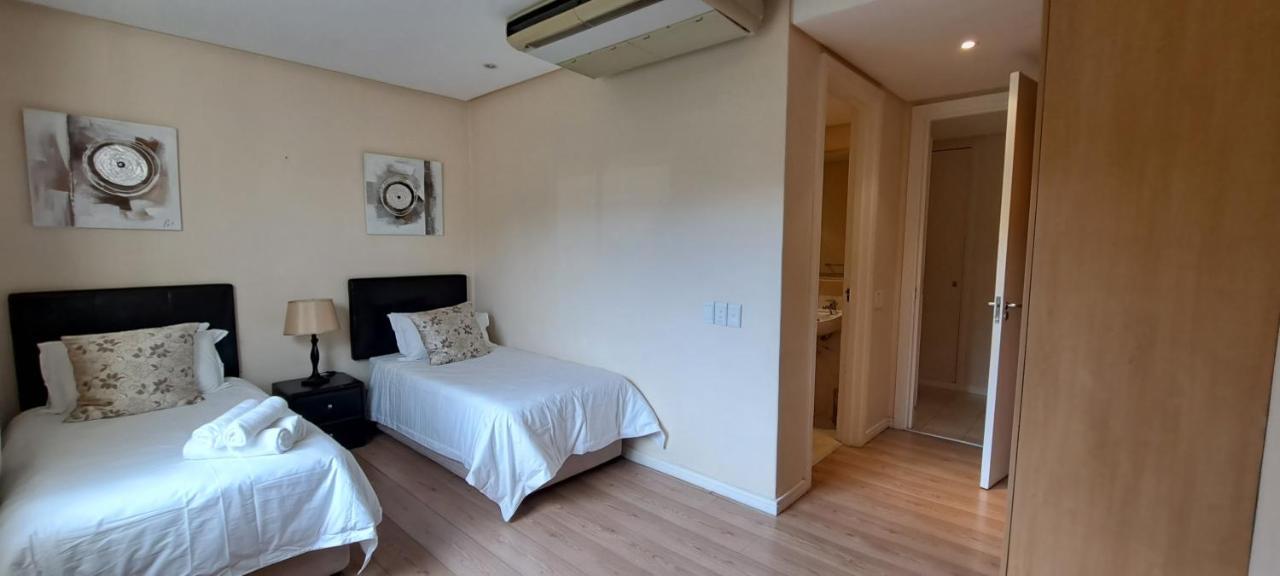 V&A Waterfront Marina Family Apartment 201 Altmore كيب تاون المظهر الخارجي الصورة
